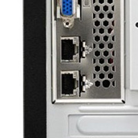 ネットワークポートを2つ搭載